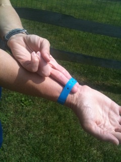 Athlete Wristband Fit Trick